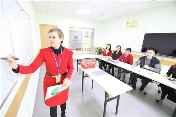 成人学英语口语培训班