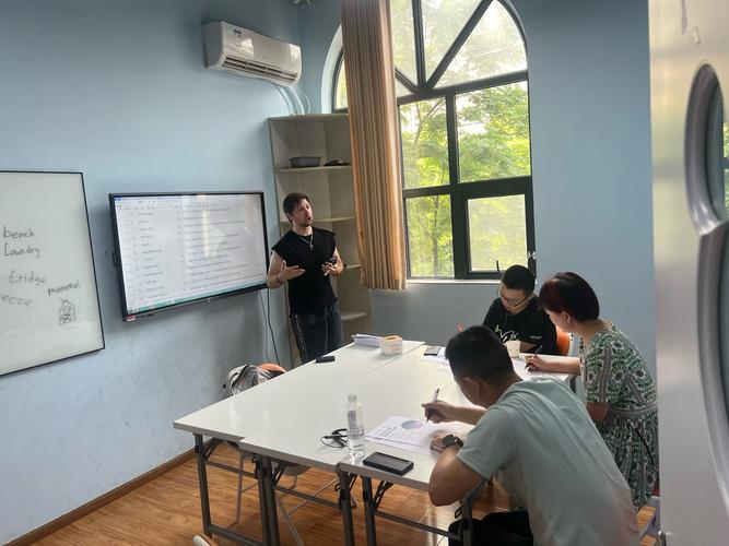 外教口语学习班，外教口语培训课程