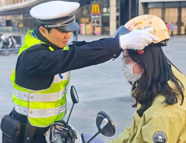 肥东交警安全教育