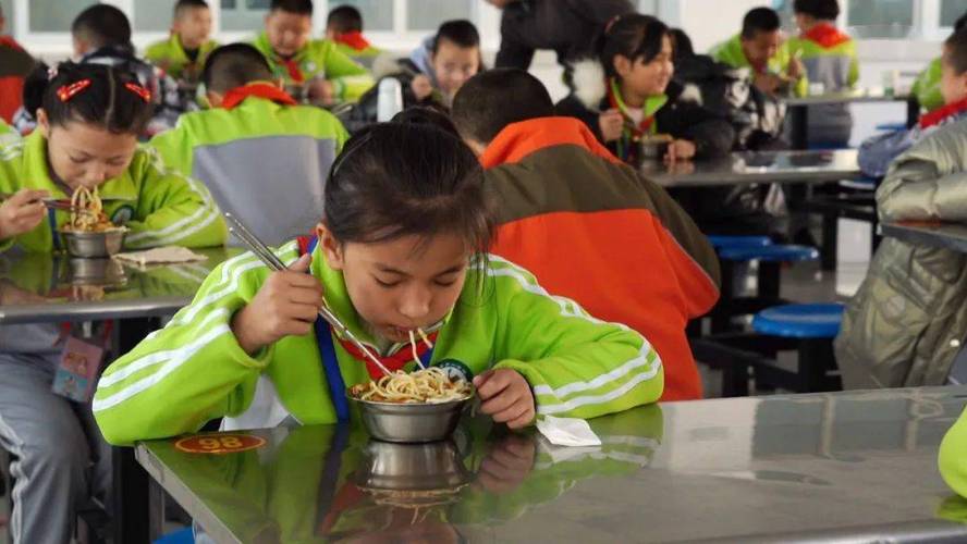 新疆教育惠民政策论文