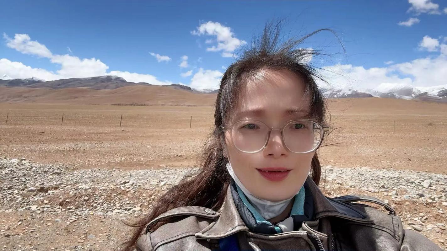 雅思口语穿着时尚的人